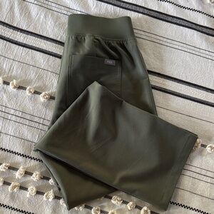 Figs Olive Green Scrub Pants